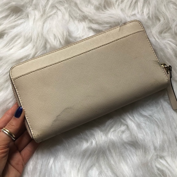 Kate Spade Wallet - Picture 2 of 5